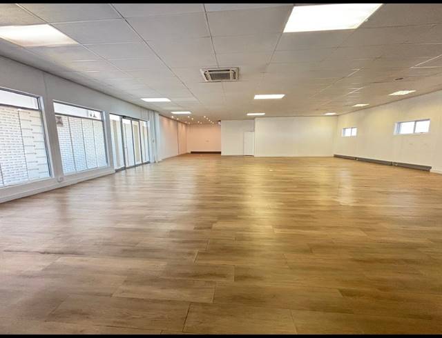 206M² RETAIL TO LET IN DURBANVILLE CENTRAL
